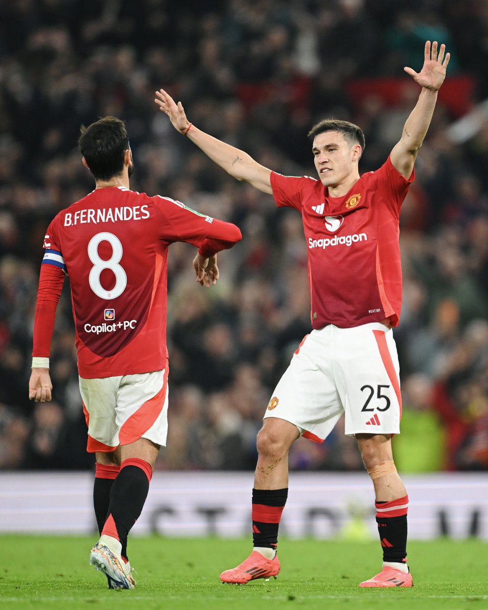 manuugarte8's tweet photo. This is the way. Let’s keep working together.

@ManUtd_Es @EFL https://t.co/0Q2nrnkixo