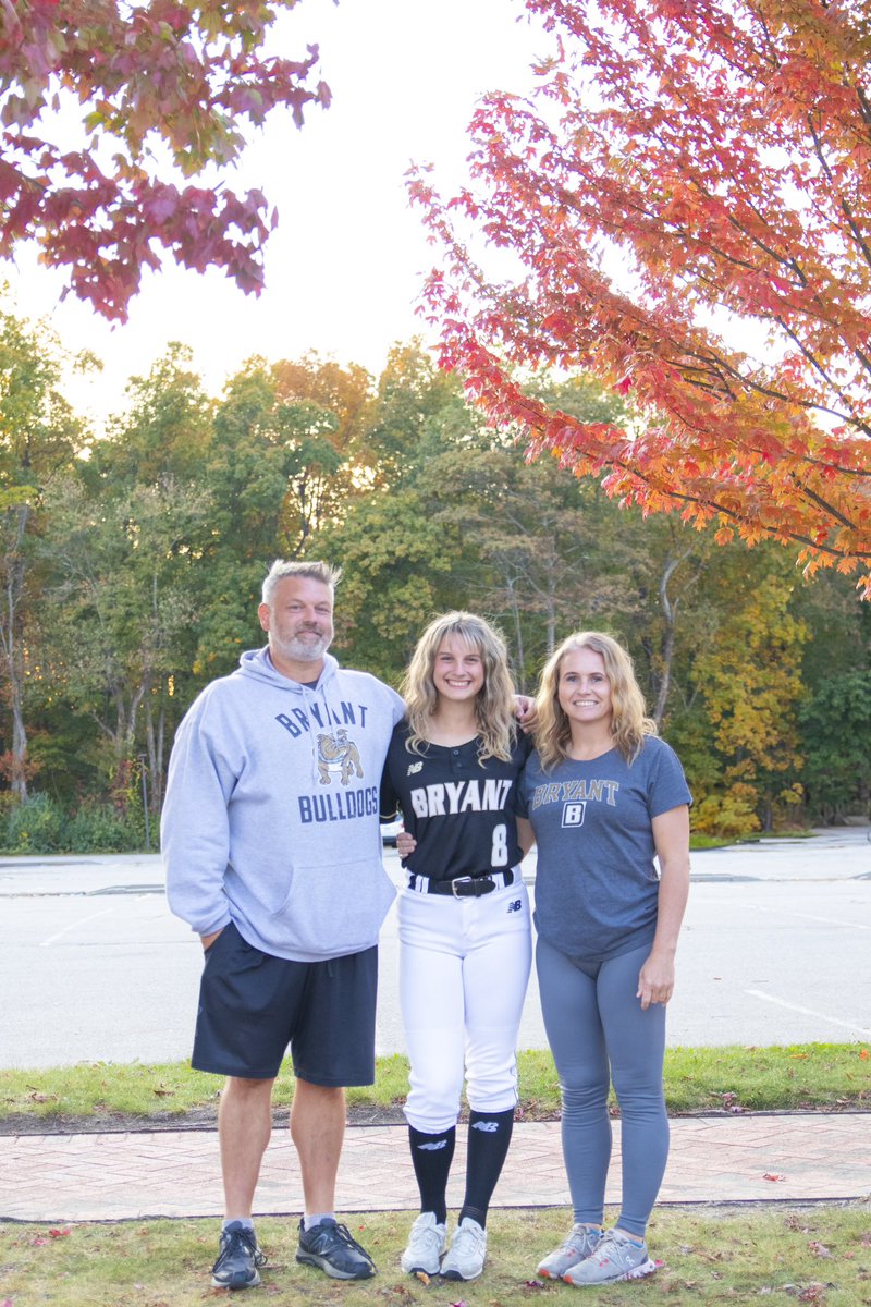 AlissaWest 2025C (@west2025c) on Twitter photo Had the absolute best official visit with my 2025 recruiting class a few weekends ago! Thank you so much <a href="/biankabell27/">Bianka Bell</a>, <a href="/BBrendanM/">Brendan Morales</a>, <a href="/AleimaleeLopez/">Aleimalee López</a>, and <a href="/Coach_Kenz/">McKenzie Richards</a> and the <a href="/BryantSoftball/">Bryant Softball</a> players for making it a weekend to remember 🐾 Had the absolute best official visit with my 2025 recruiting class a few weekends ago! Thank you so much <a href="/biankabell27/">Bianka Bell</a>, <a href="/BBrendanM/">Brendan Morales</a>, <a href="/AleimaleeLopez/">Aleimalee López</a>, and <a href="/Coach_Kenz/">McKenzie Richards</a> and the <a href="/BryantSoftball/">Bryant Softball</a> players for making it a weekend to remember 🐾