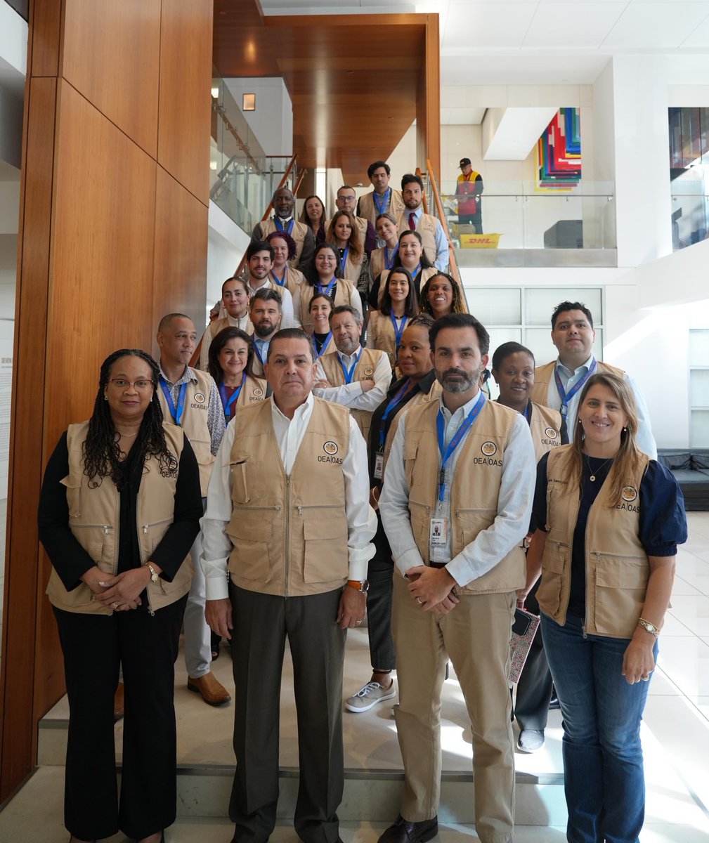 G_Schulmeister's tweet photo. It’s a great honor to join the team of Electoral Observers for the #OASinUSA Mission, preparing for deployment for the general elections in the U.S. 🇺🇸.
#OAS #OAS_EOM https://t.co/2uZaNIvnI4