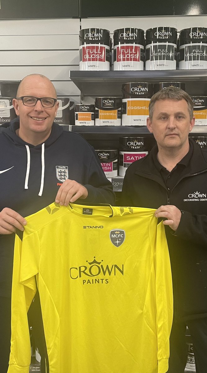 Huge thanks to Banbury Crown Paints for sponsoring our Under 15’s for this season.

Hopefully the start of a fantastic partnership with our club. 👋🏻👋🏻👋🏻⚽️⚽️⚽️