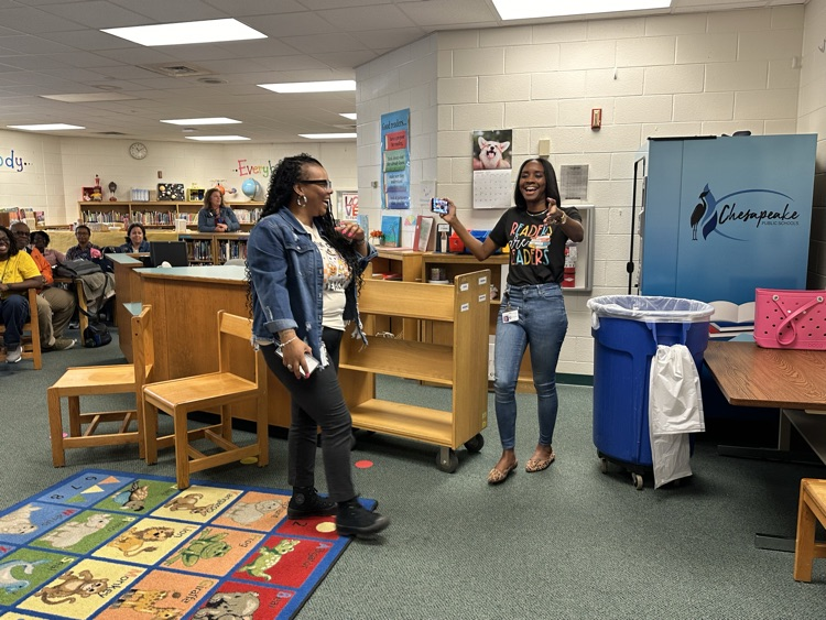 SWEbruins's tweet photo. Congratulations to SWE's Literacy Teacher of the Year, 5th grade teacher, Mrs. Stefanie Wilson! #cpsinspires #ltoy #swebruins https://t.co/MKbj1ZgYTH