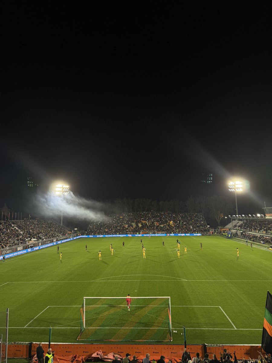 Sandi #Lovric zuschauen. #exandaut