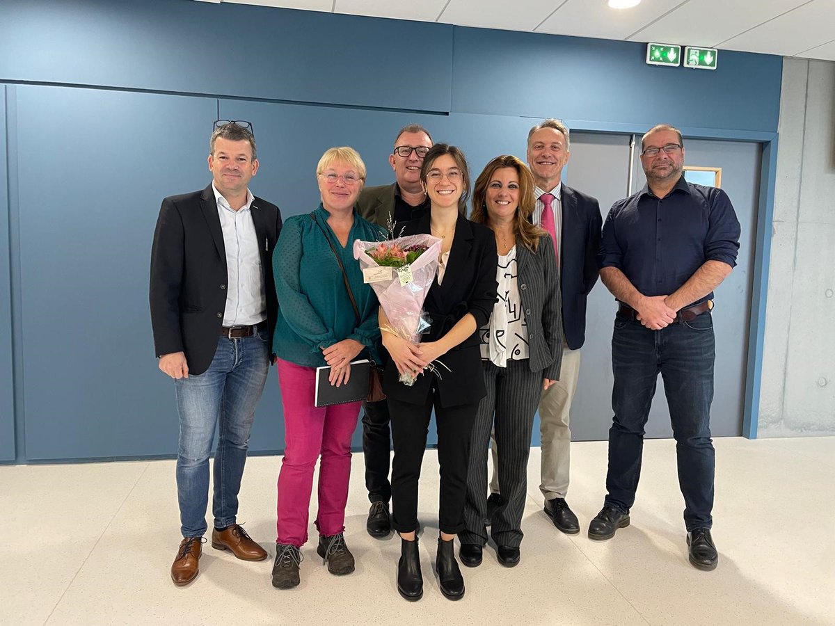 Naned_project (@nanedp) on Twitter photo There we are <a href="/NanedP/">Naned_project</a> has its first graduated #PhD. Today <a href="/CRISMAT_CNRS/">CRIStallographie et Sciences des MATériaux</a> <a href="/PassutiSara/">Sara Passuti</a> successfully defended her thesis on "Electron crystallography of nanodomains in functional materials" supported by her supervisor <a href="/Boullay_P/">Boullay Philippe</a> . The warmest congratulations by all <a href="/NanedP/">Naned_project</a> ! There we are <a href="/NanedP/">Naned_project</a> has its first graduated #PhD. Today <a href="/CRISMAT_CNRS/">CRIStallographie et Sciences des MATériaux</a> <a href="/PassutiSara/">Sara Passuti</a> successfully defended her thesis on "Electron crystallography of nanodomains in functional materials" supported by her supervisor <a href="/Boullay_P/">Boullay Philippe</a> . The warmest congratulations by all <a href="/NanedP/">Naned_project</a> !