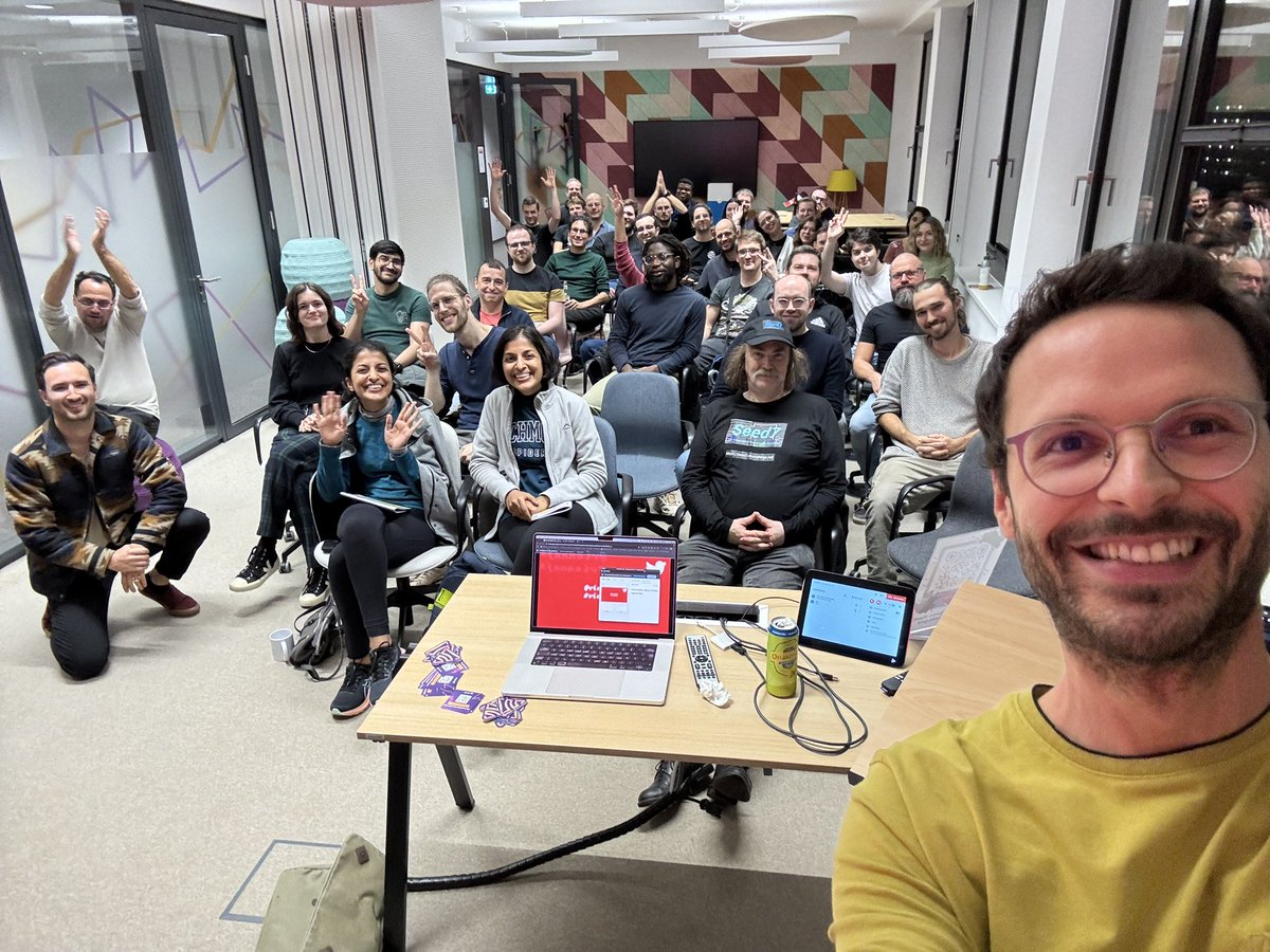 Our ViennaJS October meetup has just started. Thanks to <a href="/getsentry/">Sentry</a> for hosting us ❤️ #javascript #vienna #devs