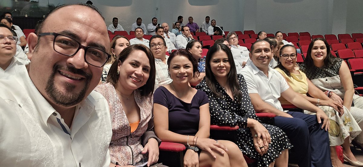 Hoy acompañamos a la comparecencia de la Mtra. <a href="/RubiPachecoP/">Rubí Pacheco Pérez</a>, Consejera Presidenta del <a href="/IEQROO_OPL/">IEQROO</a> ante el <a href="/CongresoQRoo/">Congreso del Estado de Quintana Roo</a>, con motivo del informe anual de labores y resultados.