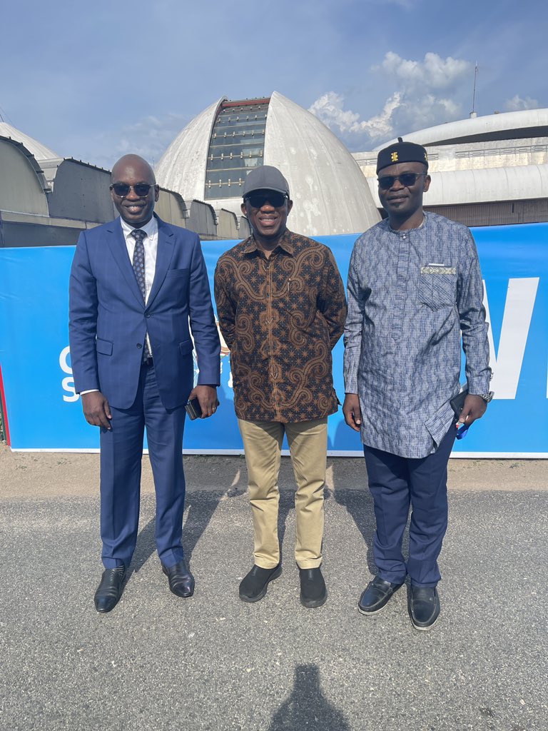 gopath4's tweet photo. Welcoming H.E @Bankole_Adeoye the #AU Commissioner @AUC_PAPS with @willynyamitwe, on 28-10-24, for the 23rd #COMESASummit2024 in Bujumbura28-30-10-2024. Theme: ‘Accelerating regional integration through dvpmt of value chains in climate-resilient agriculture,mining &amp;tourism’. https://t.co/t6OTkxG7TE
