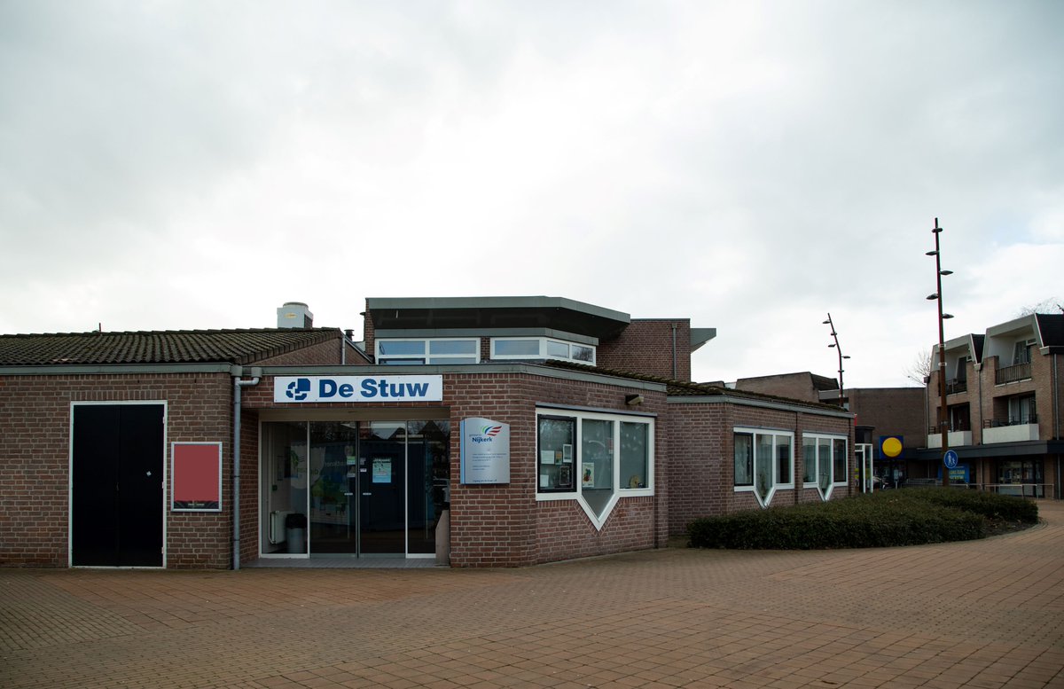 🌟 Volg de ontwikkeling van het nieuwe dorpshuis in Hoevelaken: nijkerk.eu/nieuw-dorpshui…. 🏡 Bruisend en dé ontmoetingsplek van de toekomst. Op 2 oktober waren 200 belangstellenden bij de informatiebijeenkomst. Download de presentaties, deel jouw suggesties online! 🎉 #Hoevelaken