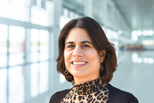 Desiree Murray, a faculty fellow at FPG and senior research scientist at the <a href="/unc_hpdp/">UNC Health Promotion and Disease Prevention (HPDP)</a>, Gillings School of Global Public Health, is among a group of 4 UNC faculty members to receive the first Translating Innovative Ideas for the Public Good Awards. fpg.unc.edu/news/fpg-facul…