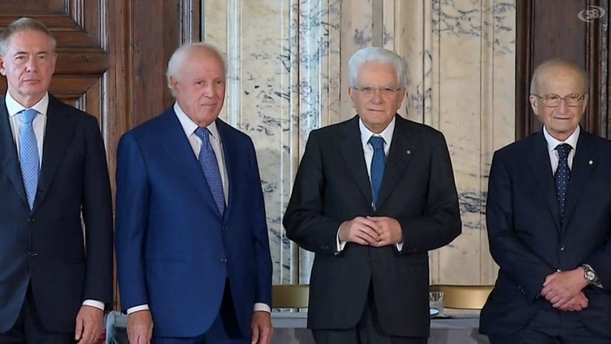 Attualità - Aquilino Carlo Villano ha ricevuto l'onorificenza di Cavaliere del Lavoro dlvr.it/TFtwYK  - Canale58.com