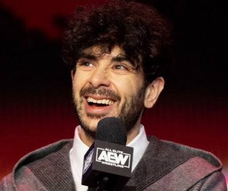 TheDrainmaker's tweet photo. Shelton Benjamin on his experience in AEW so far with Tony Khan:

“Tony has been great. As someone who worked for WWE and NJPW, I just find him to be really enthusiastic about the entire product. I love how he brings a lot of time and energy to it. He really seems to care about the people, the talent, and the product.

It’s refreshing because I haven’t felt that since I worked with Jado and Gedo in New Japan. They were the bookers, but really good guys who cared and went out of their way to help the talent as much as possible.

I was actually surprised by how comfortable I felt and how welcoming everyone was [at AEW], top to bottom. So far it has been great. Everyone has been really helpful and respectful. So far it has been a great experience.”

(via @smFISHMAN of TVInsider)