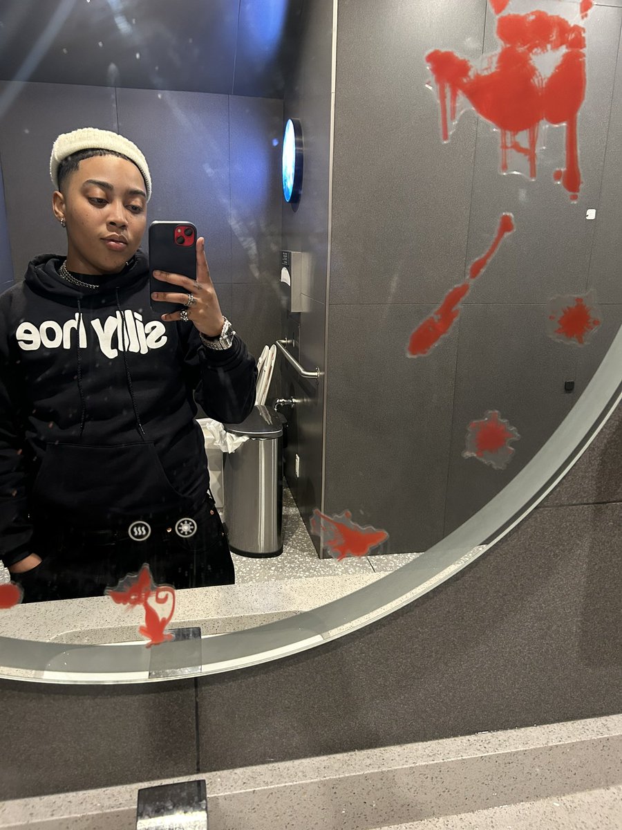 dduppyy's tweet photo. the edibles won #sillyhoe https://t.co/gn2sXXvT4W