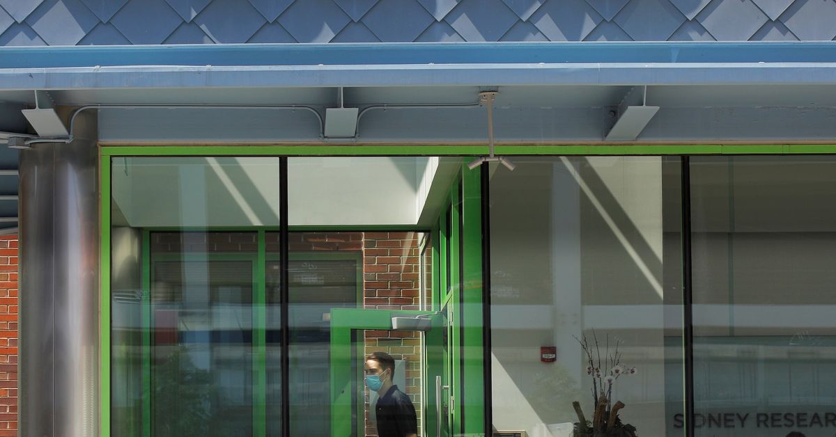 AbbVie raises 2024 profit forecast on strong sales of key drugs Skyrizi, Rinvoq reut.rs/4fq7Ay1