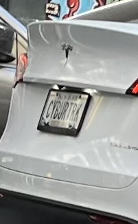 Wishful vanity plates.

#carspotter
#carsofNYC 
#cybertruk