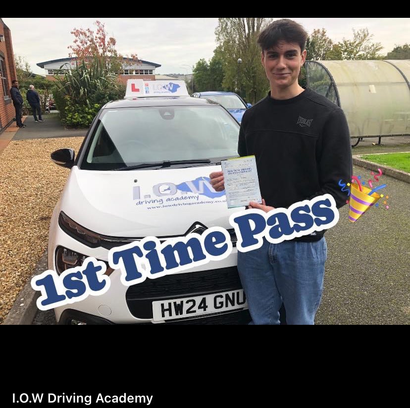 IOW_DA's tweet photo. RYAN WATTS PASSES FIRST TIME with only 3 minors
today Weds 30th Oct 2024 

Congratulations Ryan, great result today, you worked so hard for this &amp; really deserve it! You were a pleasure to teach, very best wishes for the future, Clive

Instructor - Clive Lawson https://t.co/RwWb9ji9et
