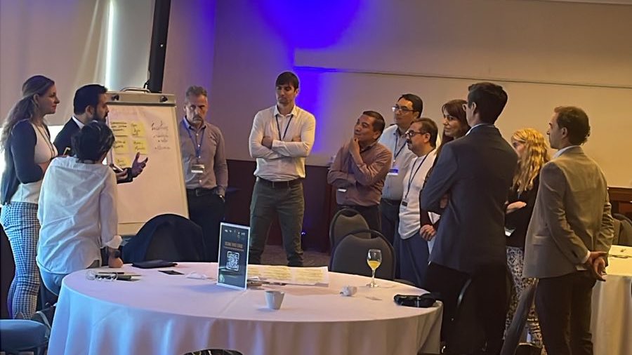 📢 Juan Diego Ruiz, Jefe de la Oficina Multipaís del FIDA para los Países Andinos y Cono Sur, abrió hoy el Taller Regional de #AgroWeb3 del #BIDLabForum en la ciudad de Buenos Aires, #Argentina. (1/2)