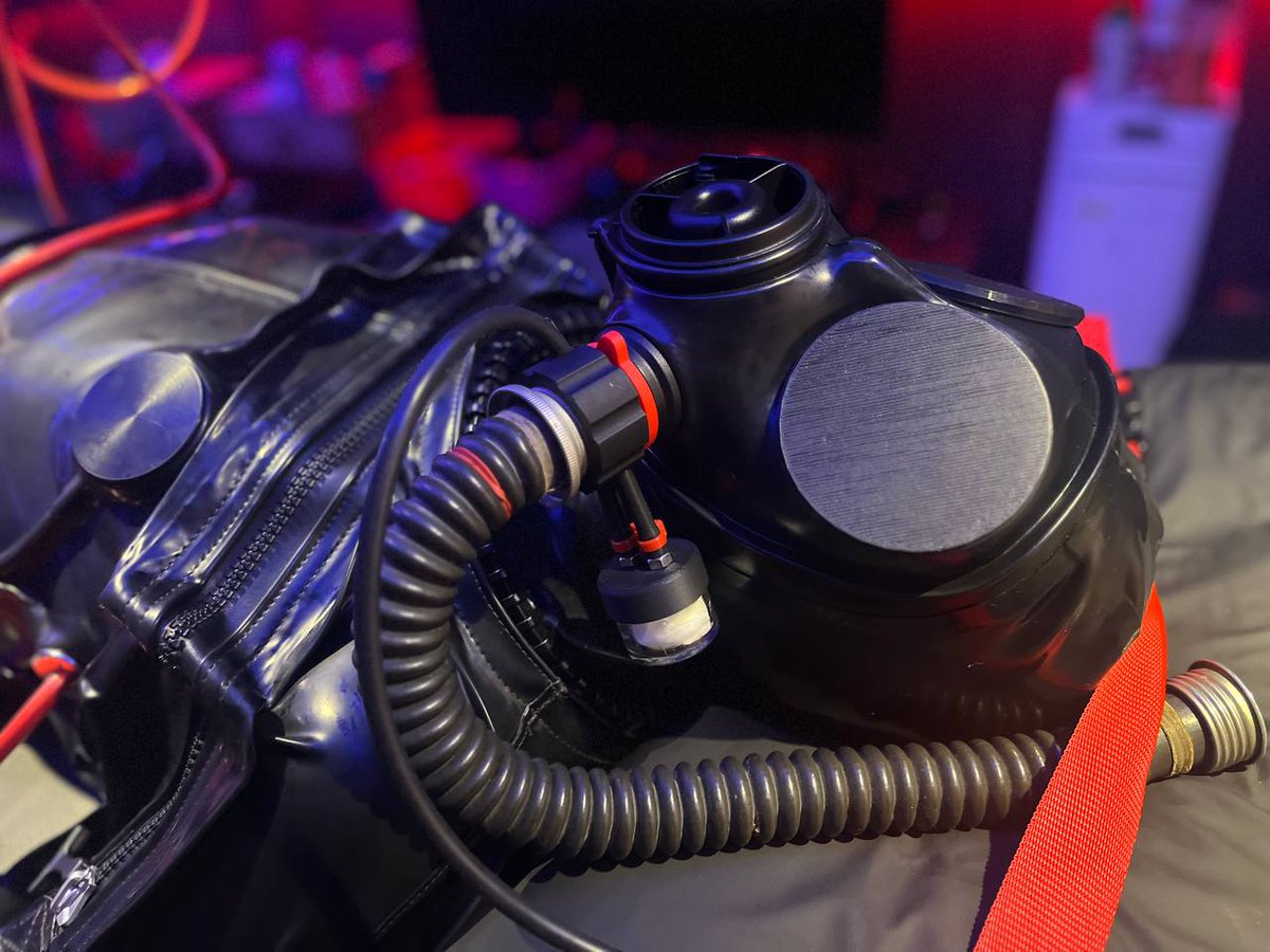 I can recommend the pp pump from <a href="/slicklatex/">Slick Products</a> 
Cotton wool balls have never smelled so good 🤣😂😈 
📷 @rbbrcyclist