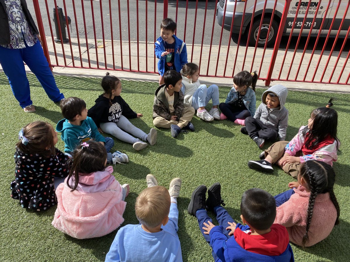 Students in Class J04 at Z094 are making the most of the sunshine, enjoying a variety of fun outdoor activities. They even learned to play Duck, Duck, Goose!