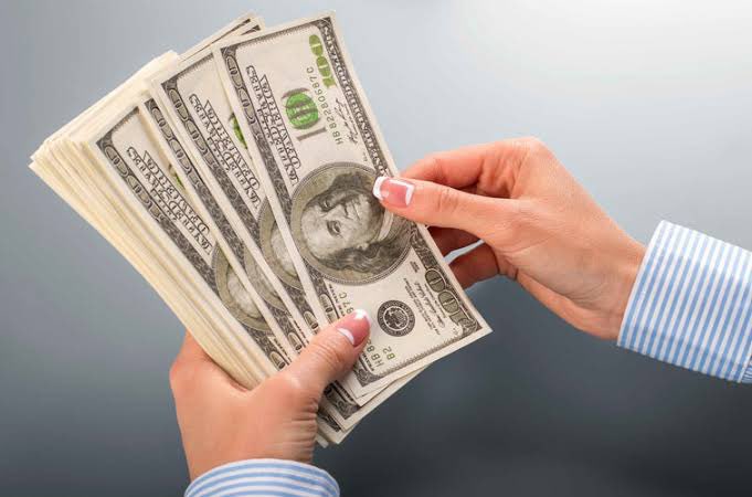 alexaallard_'s tweet photo. El secreto no es cuánto dinero tienes, sino cómo te sientes al manejarlo. así tu dinero se fuera hoy, se iría feliz? Ken Honda dice que la clave está en saber fluir sin miedo.#contabilidad @a_delabarreda https://t.co/Uukc1m5fEV