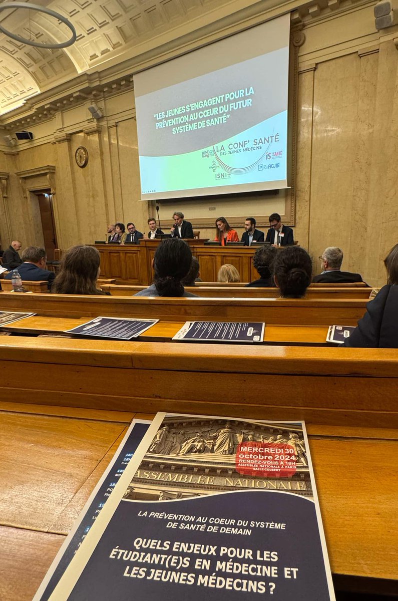 MartinezMargot_'s tweet photo. Assemblée Nationale | Lancement de la #ConfSanté des jeunes médecins : « la #prévention au cœur du système de santé de demain » par @ANEMF @ISNItwit @ISNARIMG @ReAGJIR https://t.co/So1ckeschQ