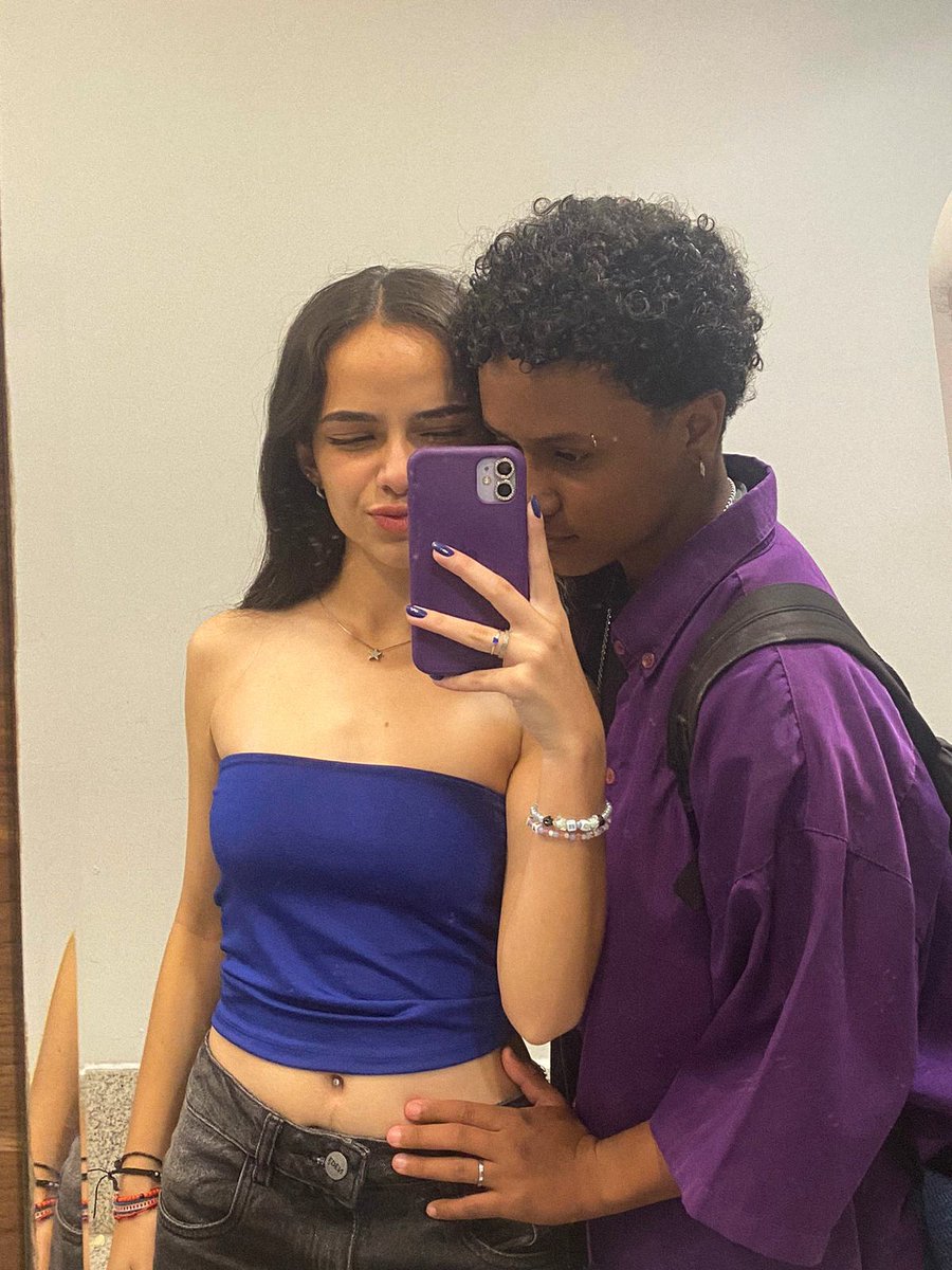 skymfleur_'s tweet photo. A maior sorte que o universo me deu foi poder olhar pra ela e falar quer é o meu amor https://t.co/5NLgLouyaL
