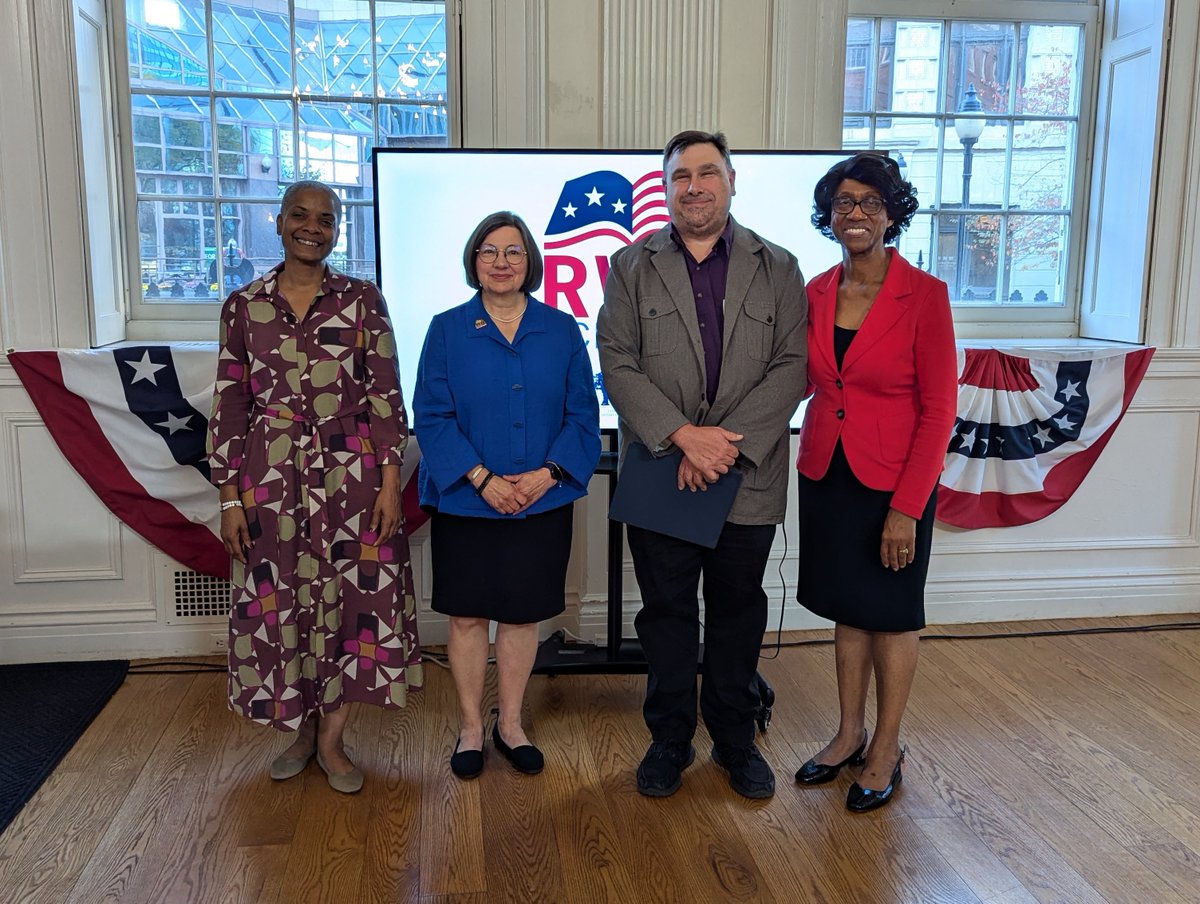 PlvComSchools's tweet photo. Plainville Community Schools has been awarded a 2023-2024 “Red, White &amp; Blue” school district designation from the State of Connecticut, for its districtwide Veterans Day programming. 👏

PHS faculty member TJ Riccardo accepted the recognition on behalf of PCS! 🏅 https://t.co/JzytE14jp8