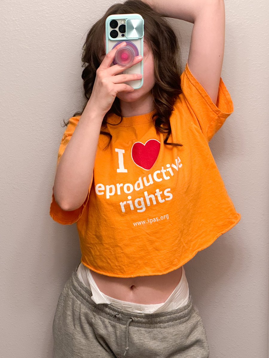 Ella Raine 🩵 tweet media