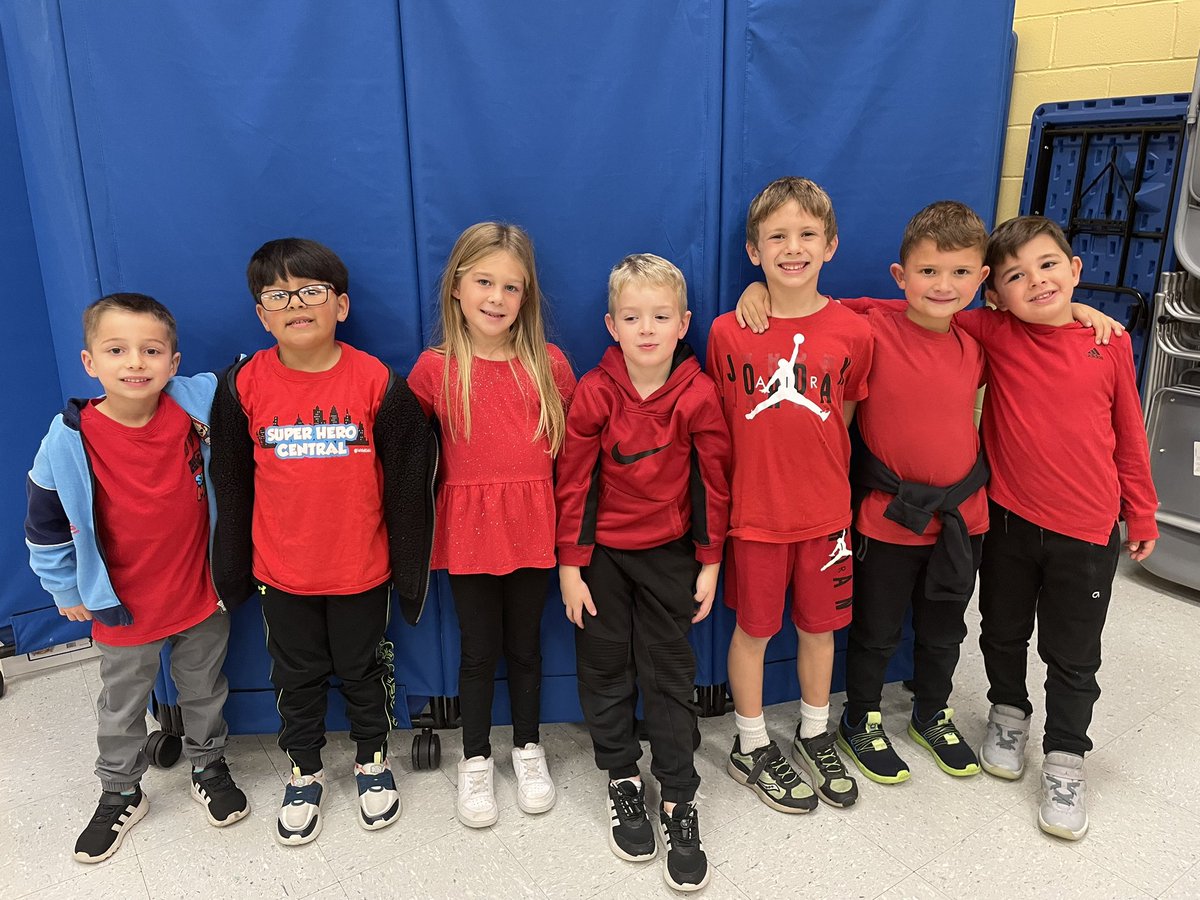 MohansicElem's tweet photo. Red Ribbon Week Day 3- Wear Red for a Healthy Lifestyle! https://t.co/Hs6h4b7UzU