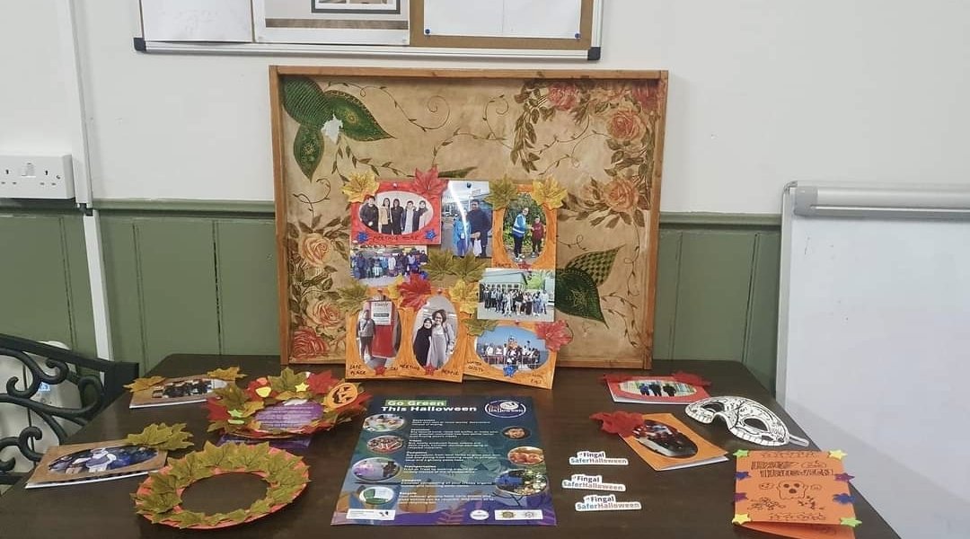 BalbrigganIF's tweet photo. Fun times at our @BalbrigganIF Balbriggan Youth Forum craft evening for children &amp; young people in the Women's Shed at @CairdeB. #FingalSaferHalloween https://t.co/7N6jmHlygM