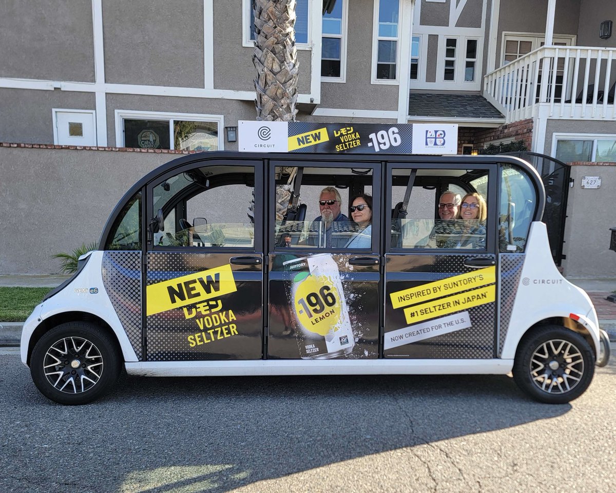 ride_circuit's tweet photo. Ready for a flavor journey? From Japan’s shores to California’s coast, Minus 196 is here to refresh your ride with Circuit with a uniquely lemony tang!🍋
#OOH #SustainableOOH #OOHmedia #GreenAdvertising #RideCircuit #Minus196 https://t.co/YtLqtyepxu