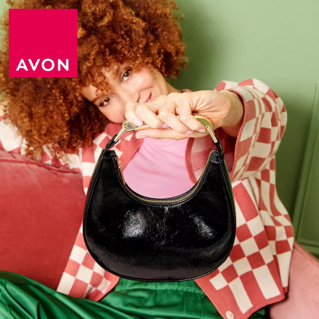 DermidCosmetics's tweet photo. Any women who likes Lilanna handbag? 👜

https://t.co/6PIdPZkSzF

#fashion #avon #handbag https://t.co/g6gqwkCd6l