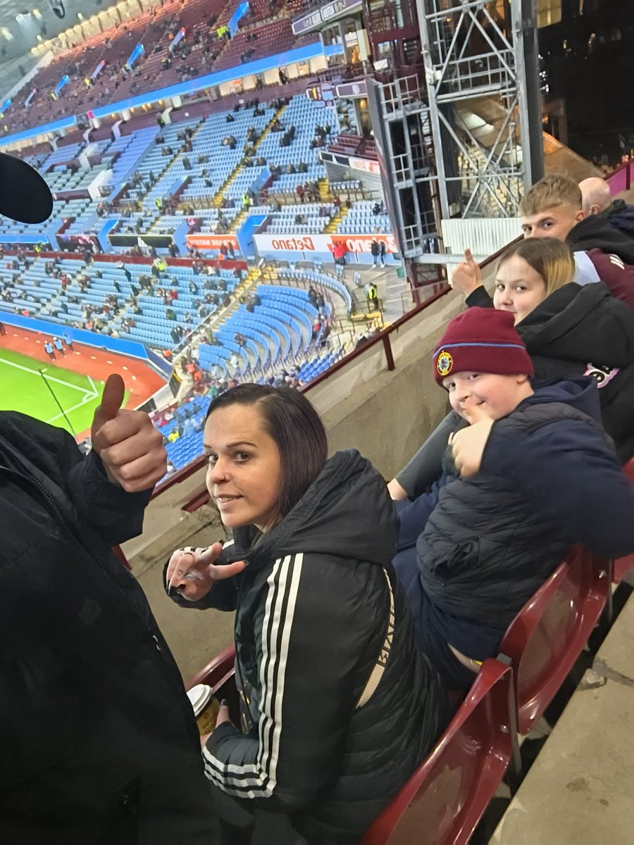 Highersector's tweet image. Back up the Villa with the Family and Dave ... #UTV #AstonVilla #AVFC