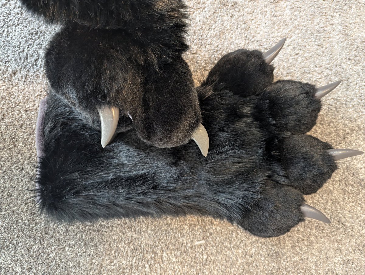 FluffyMeese's tweet photo. Andromeda hands are done!!! https://t.co/eZqUDDWEzQ