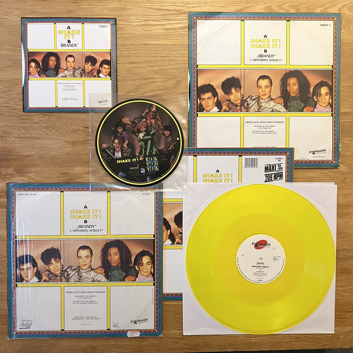 RetroPopBoy's tweet image. #StockAitkenWaterman single No 24 was “Shake it! Shake It!”, by Rin Tin Tin. It was released on 26/10/85 but didn’t chart. Pictured here are the UK picture disc and standard 7”, 12” editions from the UK and Italy, and the German yellow transparent 12”.
#PWLCollection #PWL40 #PWL