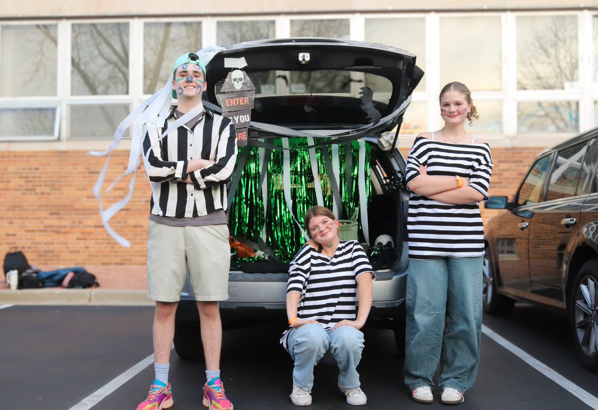 Dominican High School tweet media