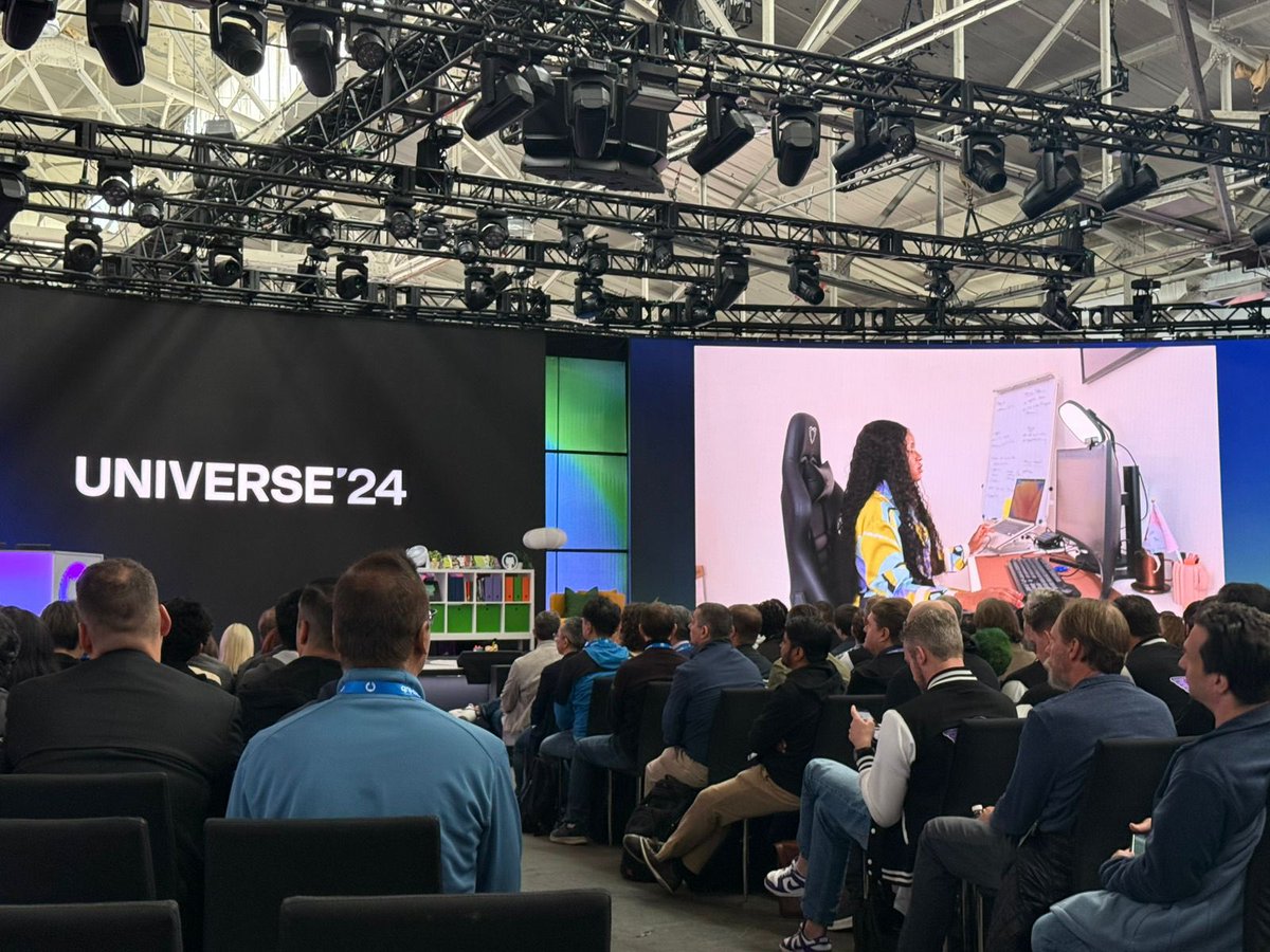 IkegahRuth's tweet image. GitHub filmed me earlier this month at home to share my developer story with the world. Can’t wait for it to be out, the preview was shown on the MainStage @githubuniverse 

#GitHubUniverse