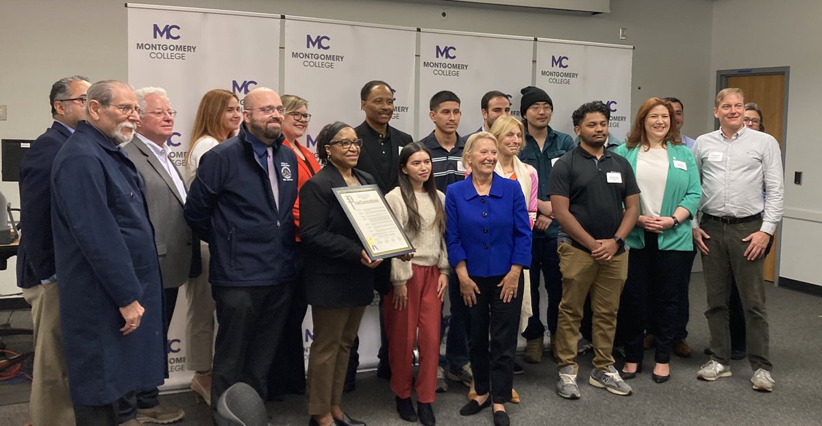 Council Vice President Marilyn Balcombe tweet media