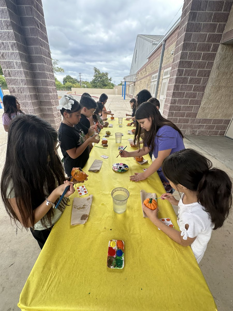 Madison Meszaros (@meszarosmadison) on Twitter photo 4th loved their PBIS Pumpkin Painting Event ππ¨π¨βπ¨ <a href="/NISDMichael/">Michael Elementary</a> <a href="/PBISRewards/">PBIS Rewards</a> 4th loved their PBIS Pumpkin Painting Event ππ¨π¨βπ¨ <a href="/NISDMichael/">Michael Elementary</a> <a href="/PBISRewards/">PBIS Rewards</a>
