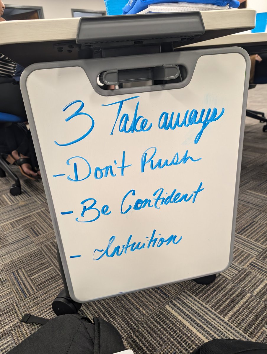 Mr_JohnsonPES's tweet photo. Thank you @jamesann_sheley for a wonderful learning experience learning about Data Driving Decision-making #CEEL #Aspiringprincipal  @SCASAnews @RichlandTwo @RTEFlightStatus https://t.co/Nu0EULiTDG