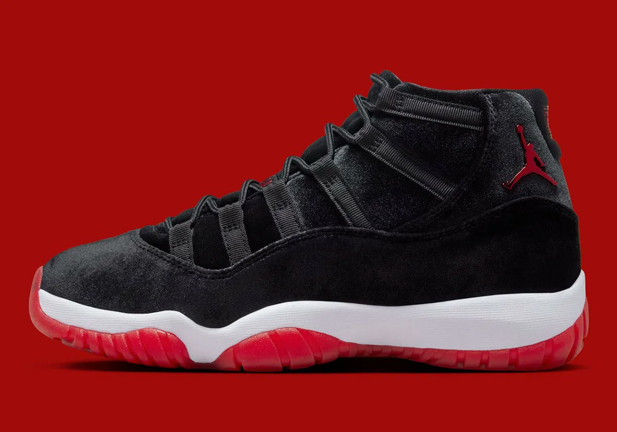 Release Reminder: The women's exclusive <a href="/Jumpman23/">Jordan</a> 11 Bred Velvet drop tomorrow! 

#sneakerhead