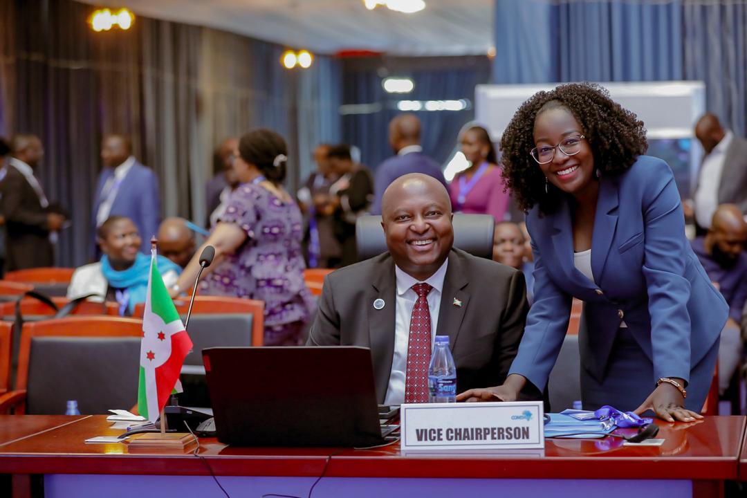DeepSearchBdi's tweet photo. #Burundi 🇧🇮

#COMESA2024 https://t.co/4tKDRrCwQV