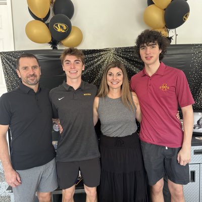 mrhurlburt's tweet photo. #NewProfilePic https://t.co/l5zvljov4Q