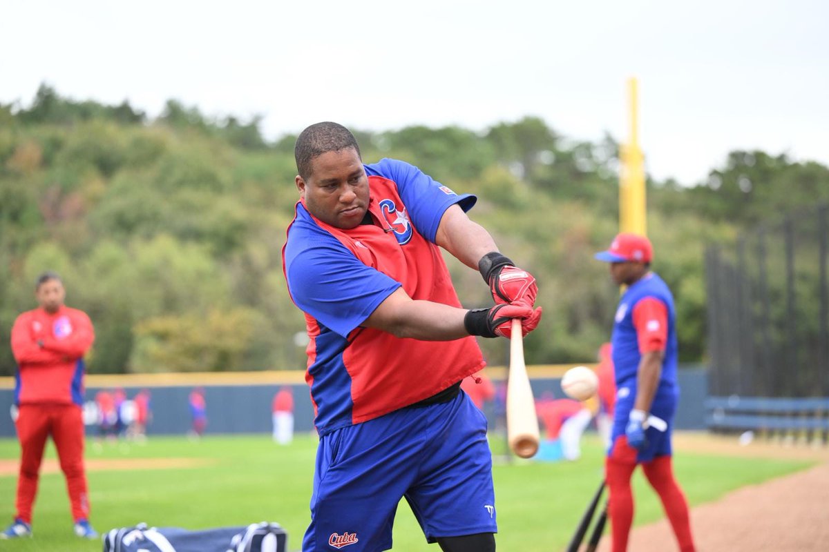 CMKXDigital's tweet photo. Los granmenses Alfredo Despaigne y Guillermo Avilés, ambos 444 AVE, entre los mejores bateadores en los primeros 4 partidos de preparación del #CubaPremier12, en la ciudad de Ulsan, Corea del Sur.
ESTADÍSTICAS | #FCBS
📸 | Jit
#Cuba
#Béisbol
#BéisbolCubano
#Premier12 https://t.co/RReOAWxVPk