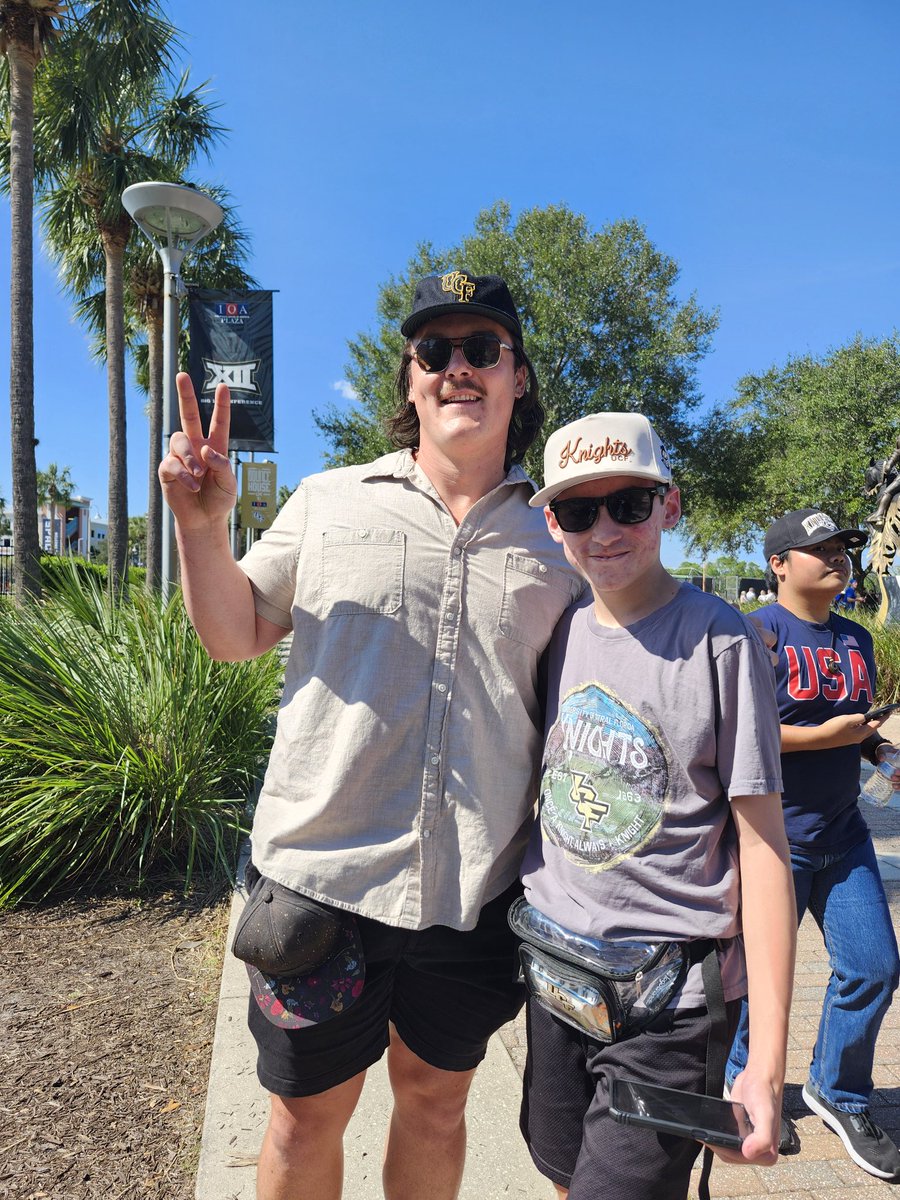 Mary Ashbaugh tweet media