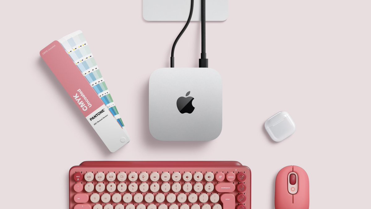 Evil_MoreTea's tweet photo. @warpling Yeah it’s quite interesting. Apple retail always used to showcase third party accessories pretty prominently but cool to see it in marketing images https://t.co/NY8znd9zN5