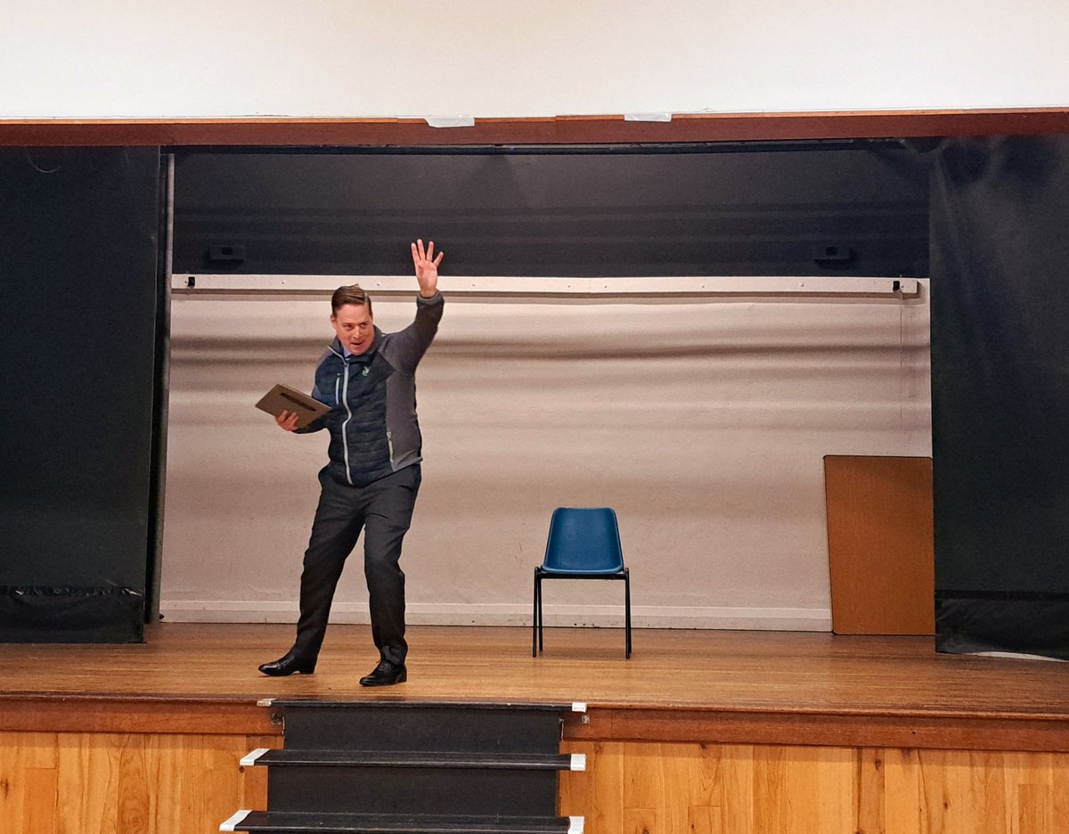 danburyplayers's tweet photo. Have you got your tickets yet for this magical family panto? See Aladdin from 11th - 15th December at Danbury Village Hall 🧞‍♂️✨️
https://t.co/cYrkuYKyA7 https://t.co/gPHqq9yHnd