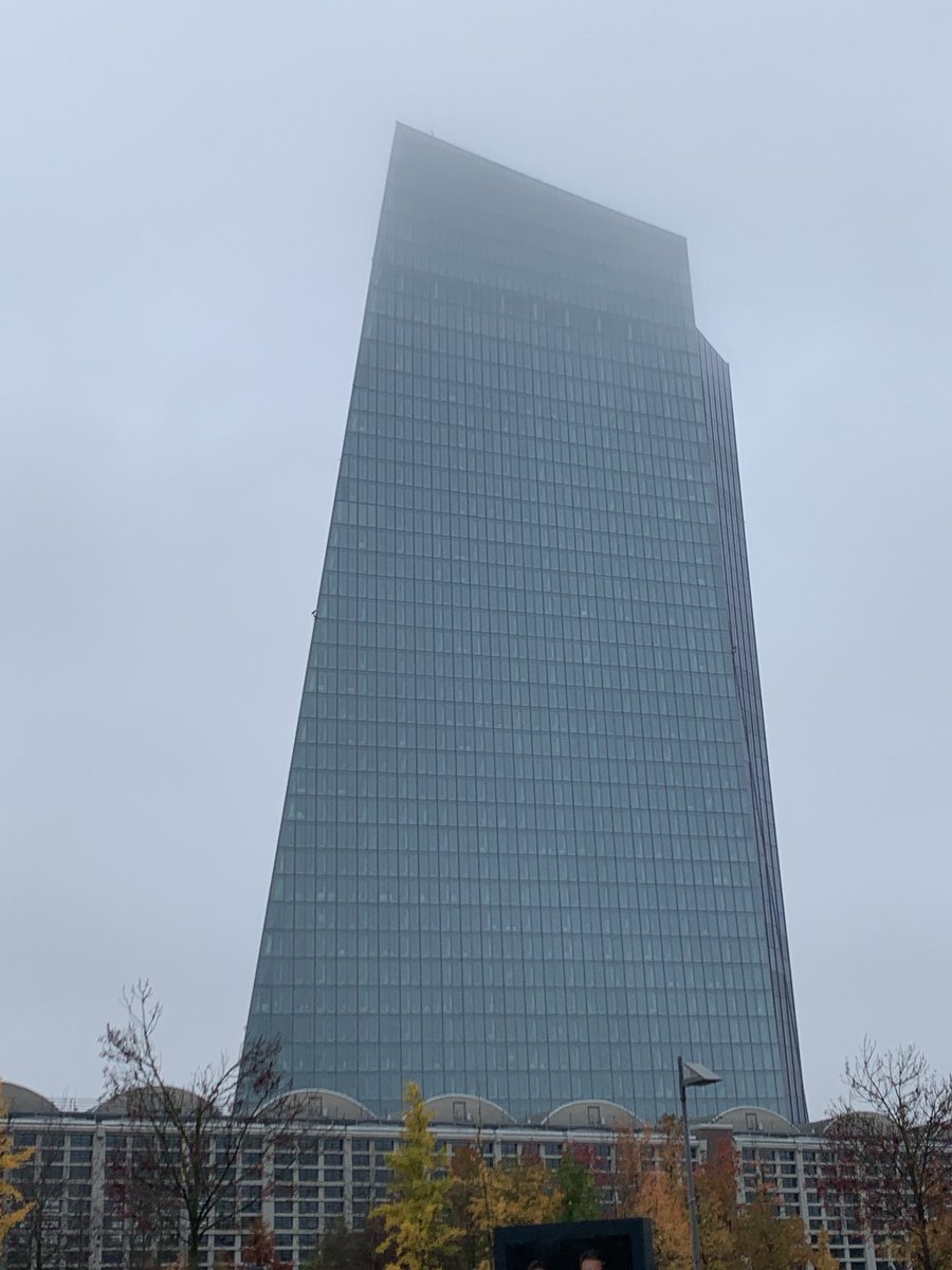 EnricoLetta's tweet image. Full day in a cloudy #Frankfurt. At the @ecb debating on “Much More than a Market” proposals for the 🇪🇺#SingleMarket relaunch.