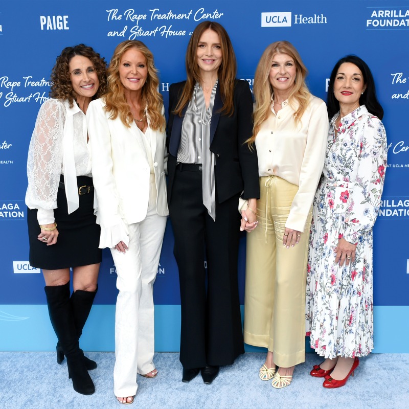 UCLAHealth's tweet photo. UCLA Health &amp; distinguished guests honored the Rape Treatment Center &amp; Stuart House with a celebration of their 50th anniversary on Sun., Oct. 27. Both programs are internationally recognized for their services  for sexually abused people &amp; their families.
PC: Getty Images https://t.co/ZFHSnjwMvM