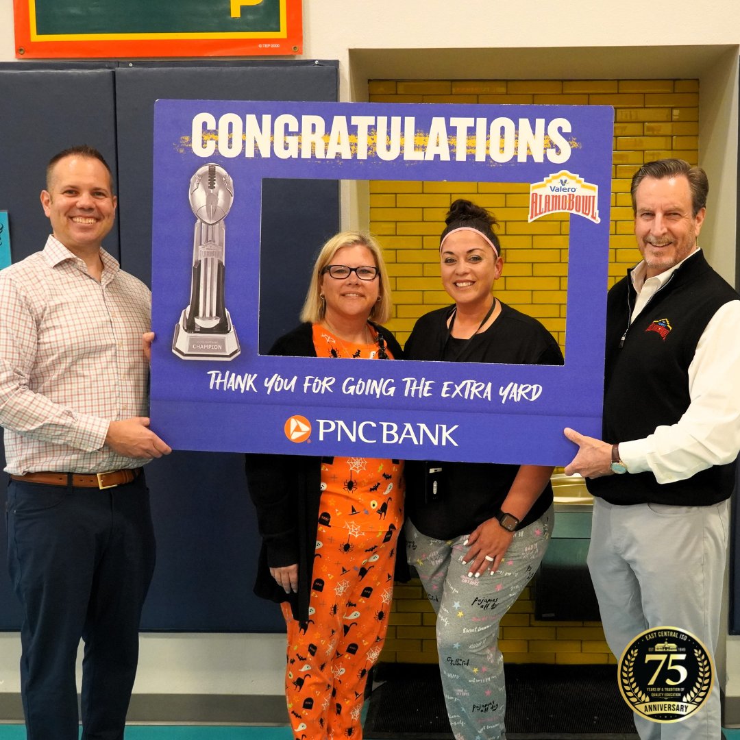 ECISDtweets's tweet photo. 🎉 Exciting News! 🎉 Alexzandria Calderon (Tradition), Lacey Munk (Highland Forest), and Lori Morgenroth (ECHS) have been awarded Valero Alamo Bowl’s "Extra Yard for Teachers" grant! Each received $500 via DonorsChoose and game tickets! 👏 #ValeroAlamoBowl #ECProud https://t.co/v6M6OzJvJN