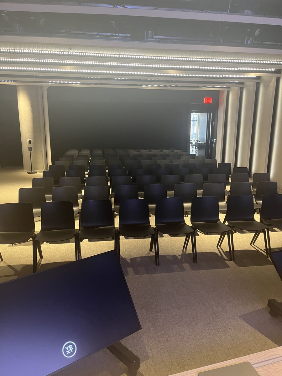 helloericsf's tweet photo. The stage is set! Can't wait to see fellow NYC builders at tonight's #AGIBuildersMeetup! Get ready for enlightening talks from our industry experts at
@yext, @bentomlai, and @AI21Labs. Plus community demos from @LaunchDarkly and @haizelabs. https://t.co/HCLfx6BA7Z