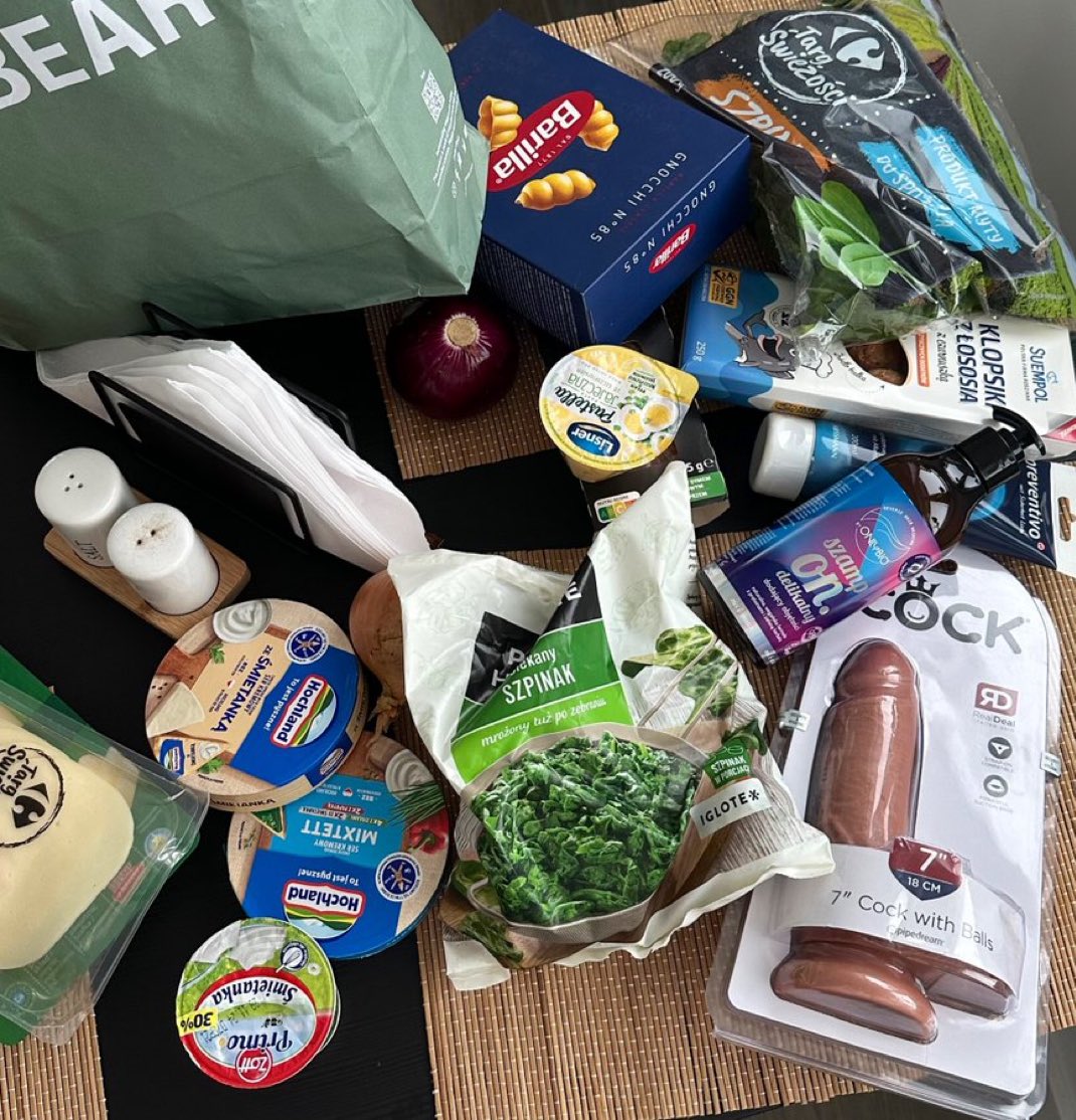 geo__jpg's tweet image. This is what $195 worth of groceries look like. It’s ridiculous 🤦‍♂️
